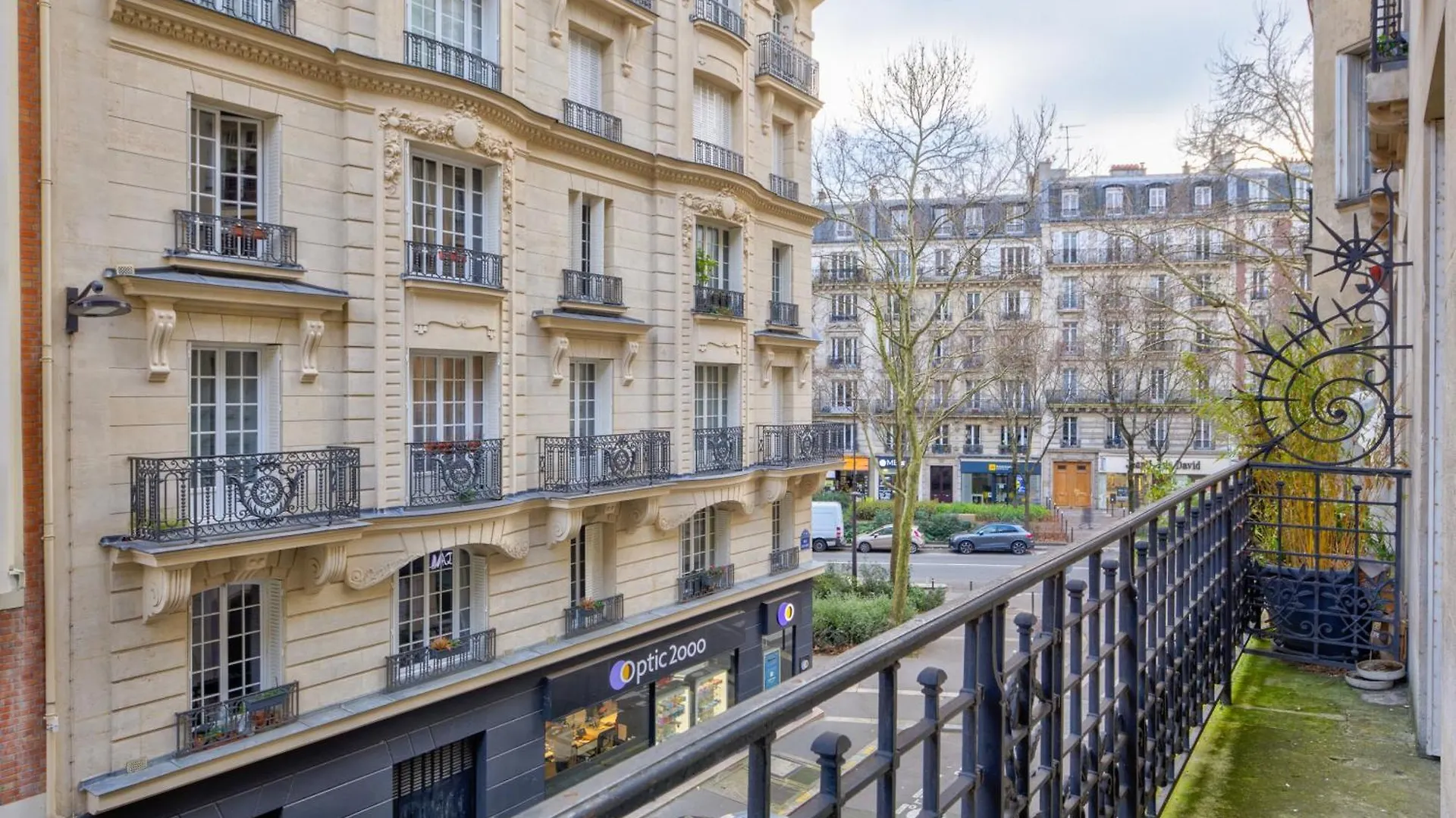 Parisian Elegance - Luxury In Daumesnil Apartment 0*, Paris France